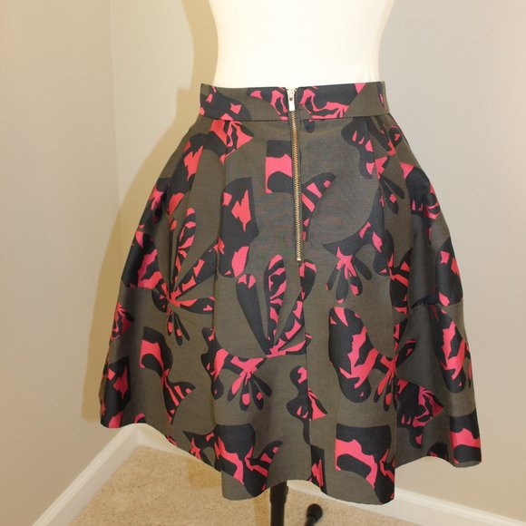 Banana Republic A-line pleated skirt with pockets - Picture 5 of 10